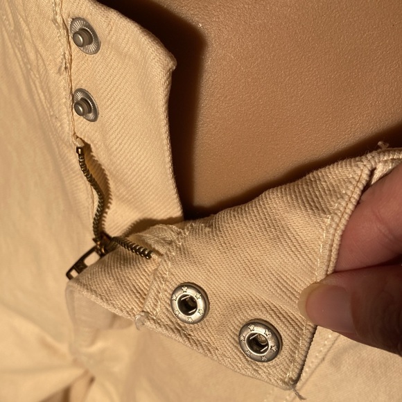 URBAN OUTFITTERS - NWT - pants: beige pocketed cargo wideleg w zip, buttons - 32 - Picture 8 of 16
